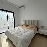 Joli Appartement A Jardin De Carthage